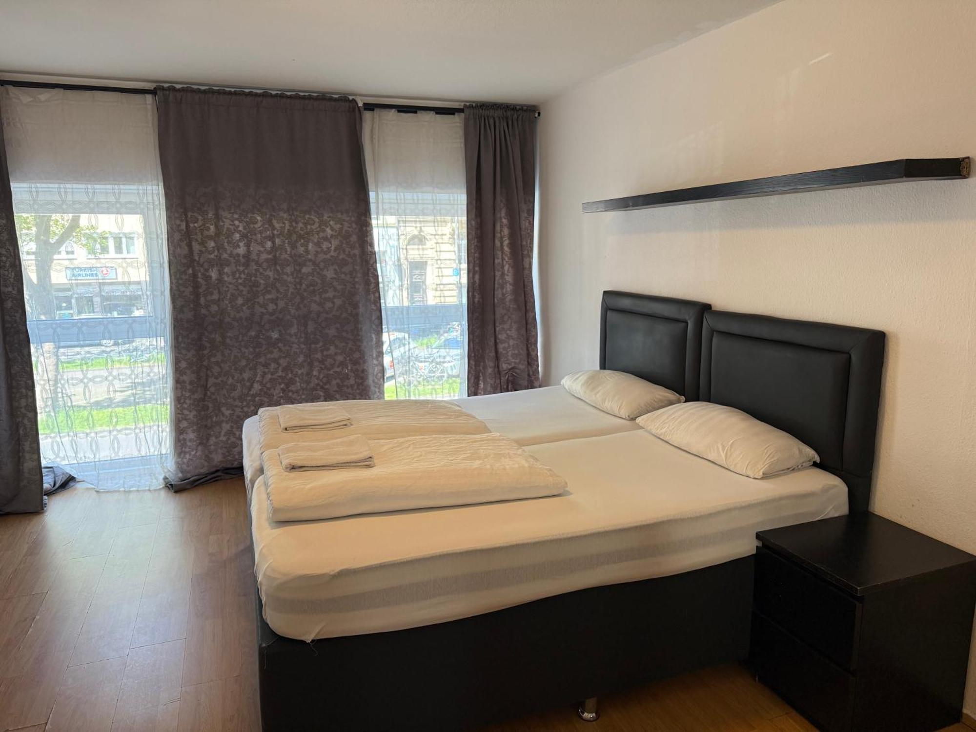 Hotel Garni Emir Cologne Extérieur photo