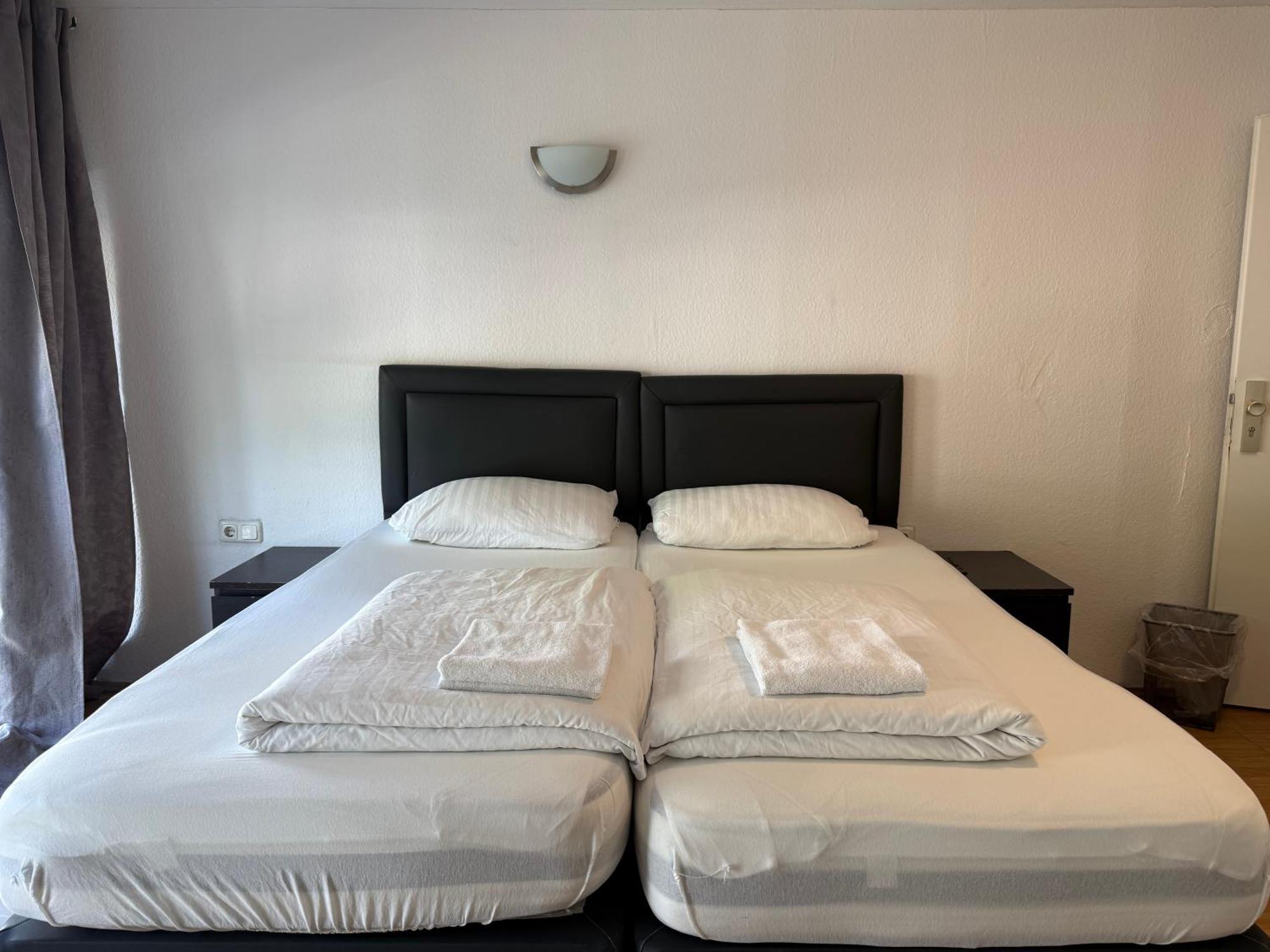 Hotel Garni Emir Cologne Extérieur photo