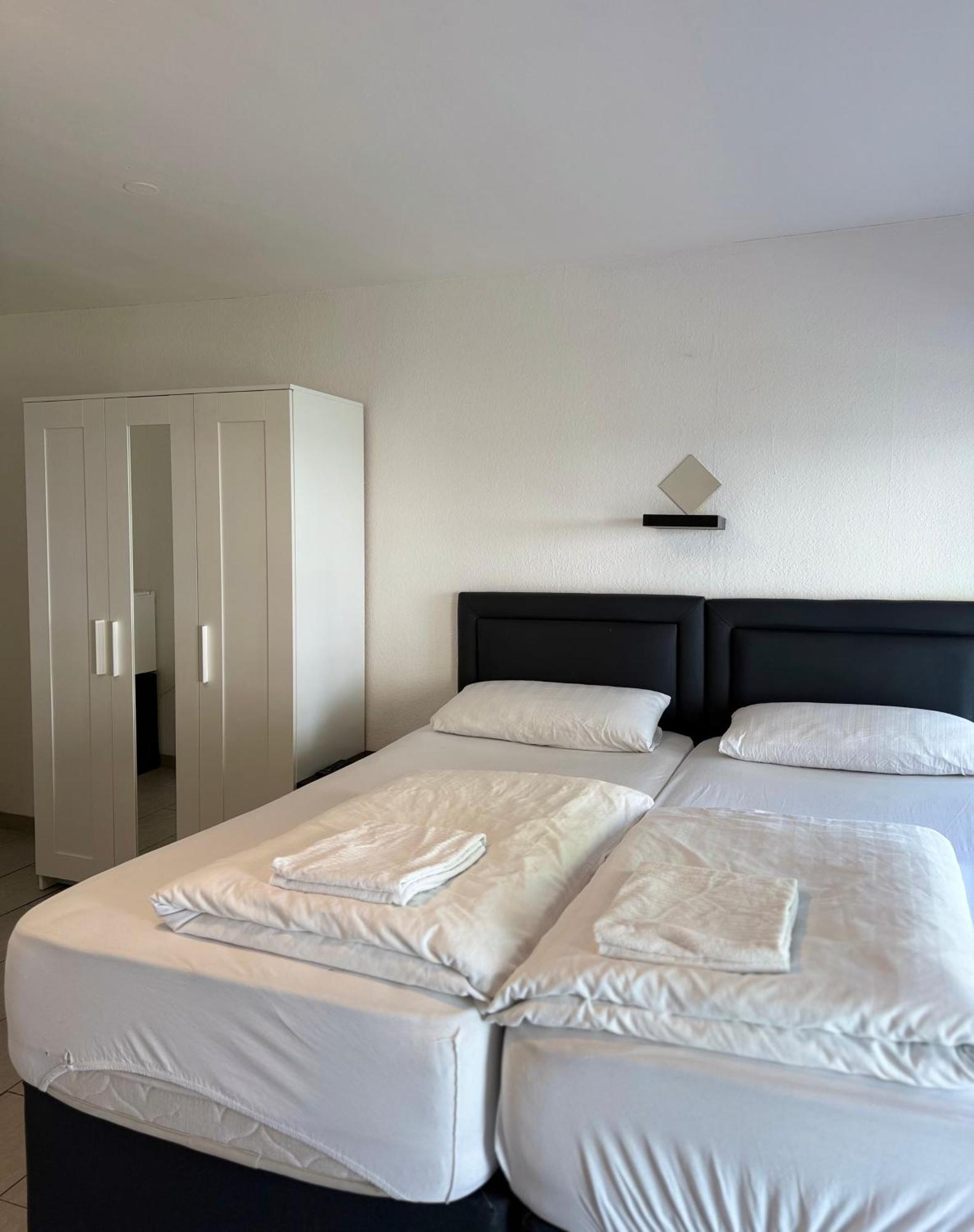 Hotel Garni Emir Cologne Extérieur photo